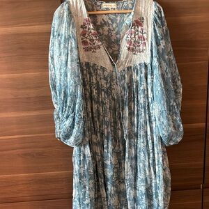 Daughters of India Floral Long Sleeve Dress in Blue and White